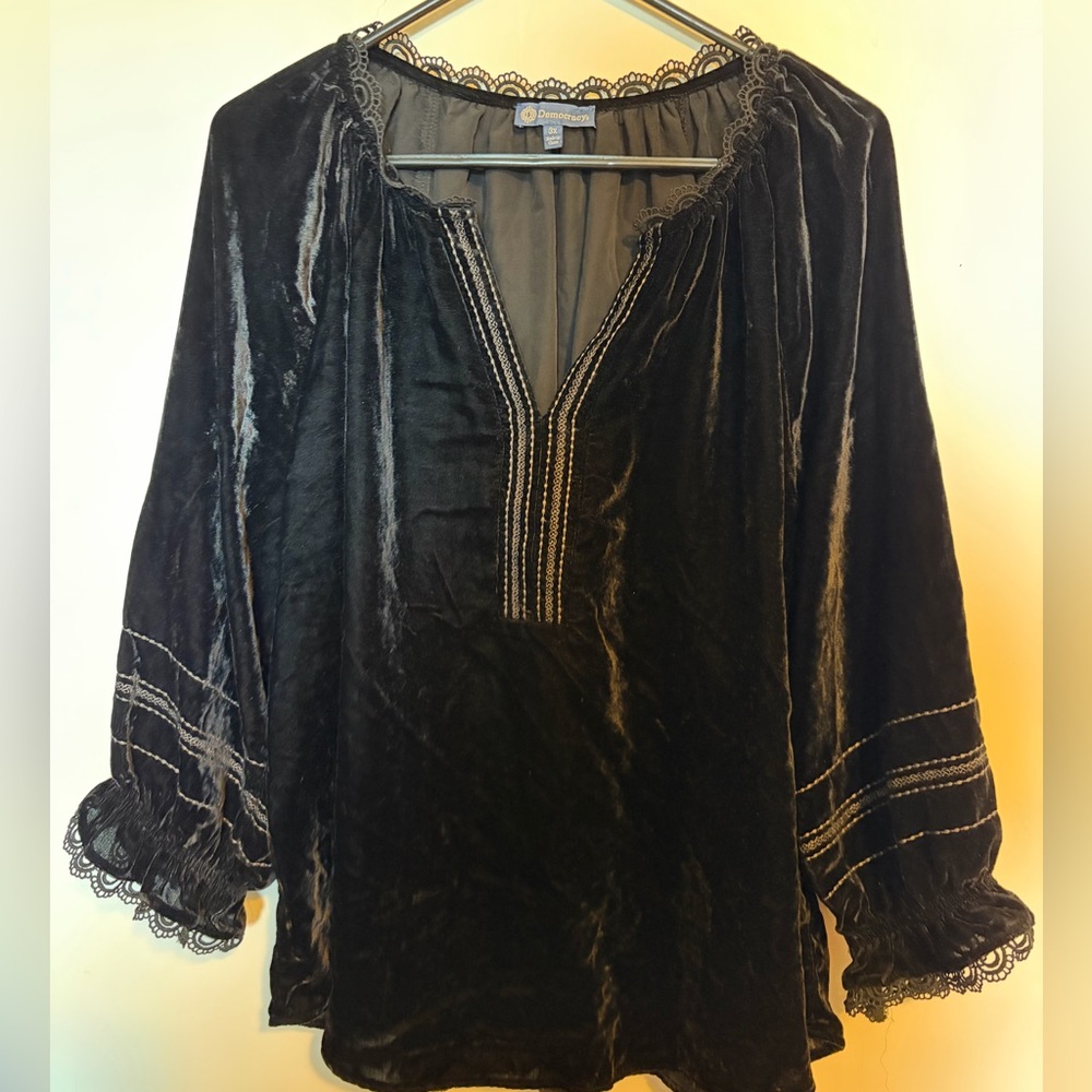 Velvet Peasant Blouse with Lace Trim - Black 3/4 Sleeves.